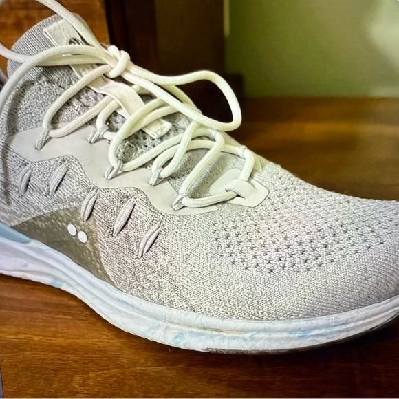 Ryka Light Gray Sneakers women’s size 8 running shoes - Picture 3 of 7